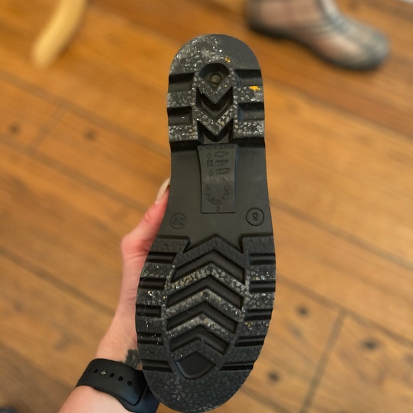 Burberry Classic Check Rain Boot - Picture 6 of 8